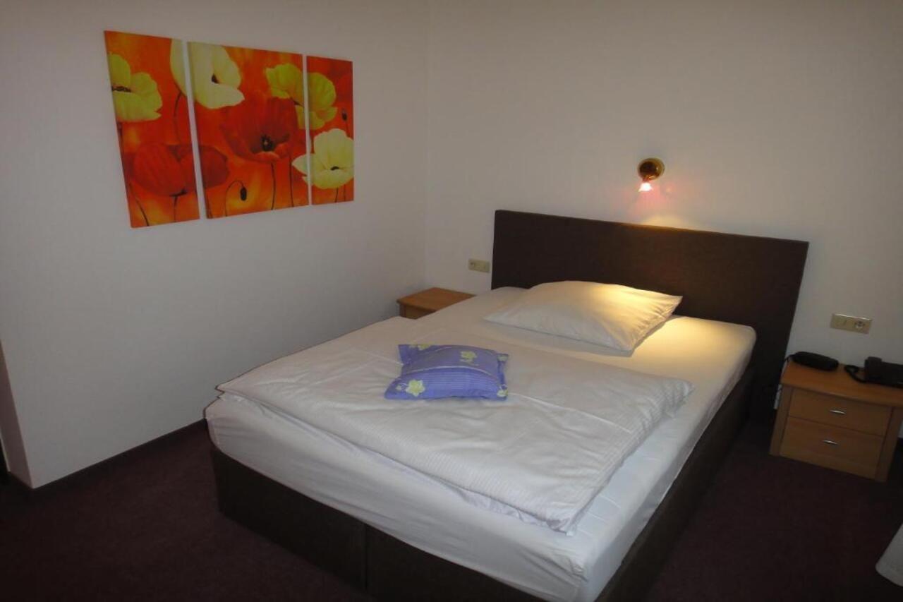 Hotel Villa Sulmana Neckarsulm Exterior photo